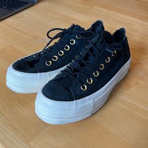 Chuck Taylor (Converse) All Star Scallop